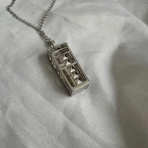 Silver Necklace for Fitbit Tracker - Picture 3 of 9